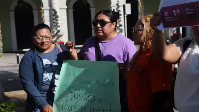 Los manifestantes solicitaron que el caso sea revisado y que se respete la convocatoria original