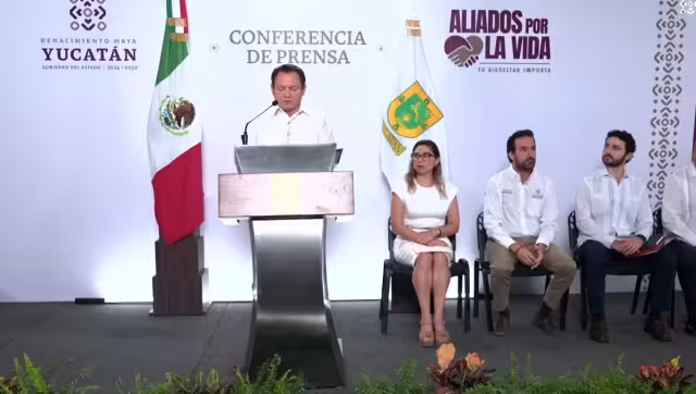 Joaquín Díaz Mena encabeza conferencia desde Palacio de Gobierno