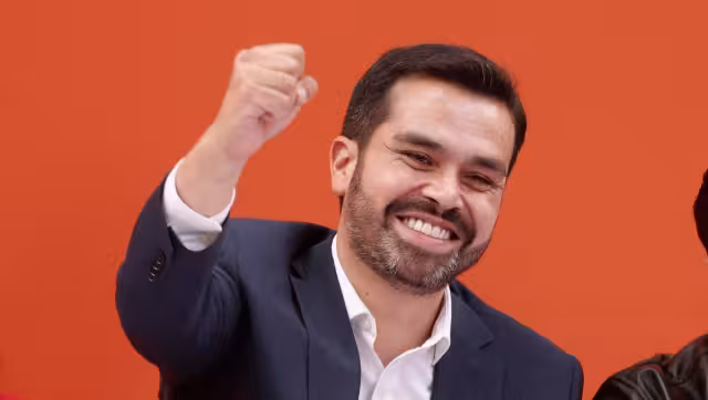 La canción de Jorge Álvarez Máynez se ha vuelto tan viral que ocupa el primer lugar en Spotify