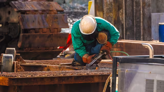 Este día varias empresas descansan, pero también son varios los patrones que prefieren laborar. Foto: Especial