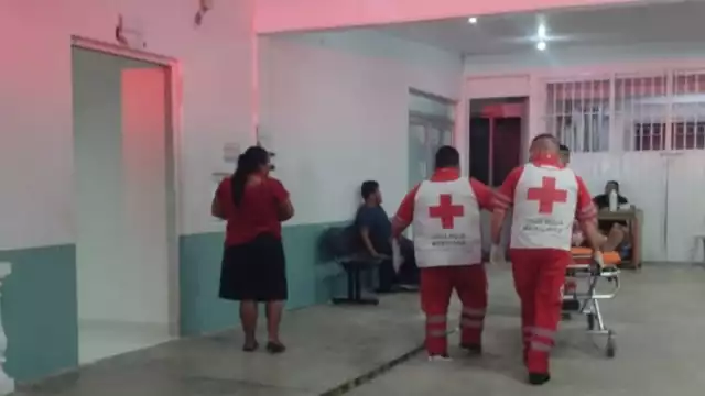 Dos hombres fueron detenidos; uno, con arma blanca