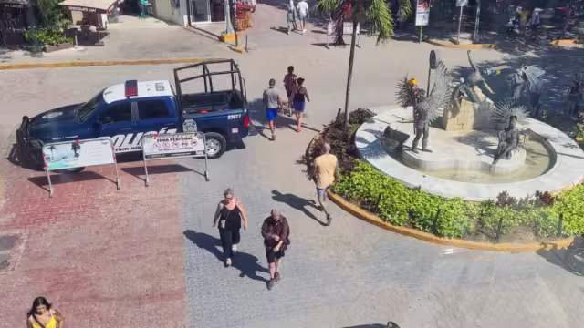 La gente está pensando dividir sus votos y el poder, para obtener algunos resultados.