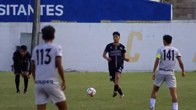 Los Pioneros se impusieron por 2-0 al Boston Cancún FC, en un duelo intenso entre equipos cancunenses