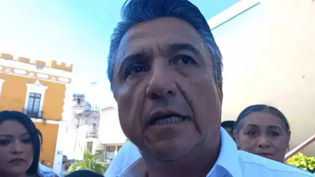 Pozos Lanz recordó que el año pasado hubo una consulta y asambleas para la creación de los libros