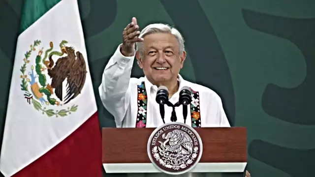 López Obrador hizo un llamado a festejar la Navidad y Año Nuevo en familia, pero manteniendo los cuidados para evitar contagios de Covid-19. Foto: Cuartoscuro