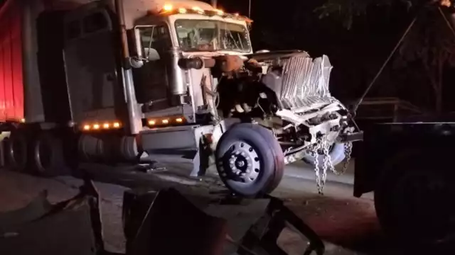 El accidente solo dejó daños materiales
