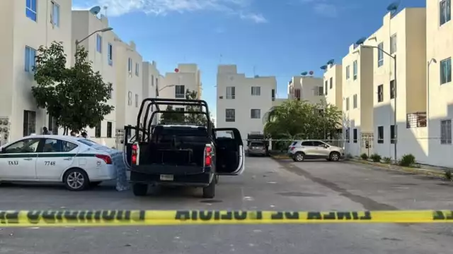 Policías de Cancún acordonaron la zona