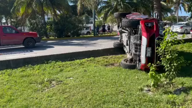 El choqué se registro esta mañana en la avenida Andrés Quintana Roo
