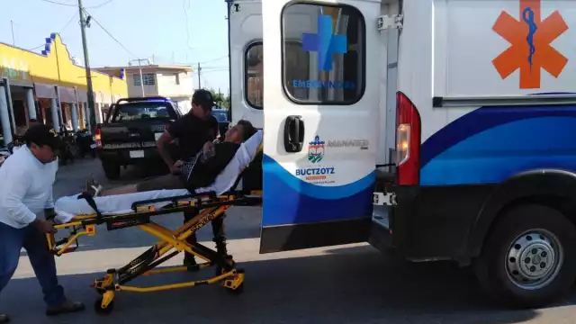 La abuelita junto a su nieto fueron trasladados a un hospital de Buctzotz