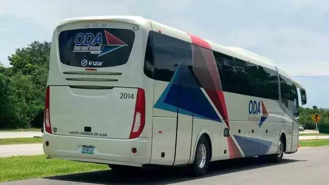 Paramédicos de la Secretaria de Seguridad Pública (SSP) arribaron al lugar de los hechos para atender a los lesionados