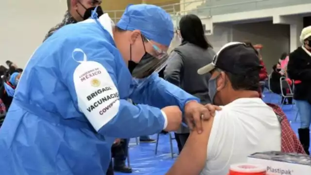 Un estudio publicado en la revista Salud Pública de México reveló la efectividad de la Estrategia Nacional de Vacunación contra COVID-19
