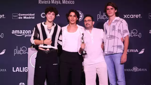 El elenco de 'La sociedad de la nieve' se encuentra en la Riviera Maya para los Premios Platino 2024