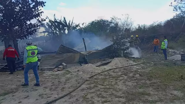 Al lugar arribó el Cuerpo de Bomberos y Protección Civil