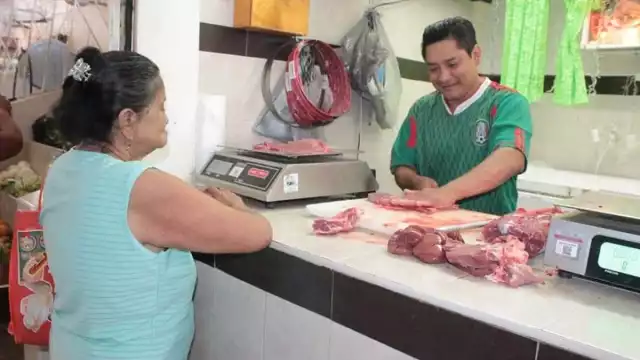 Actualmente el kilo de carne de res se vende en 250 pesos y la de cerdo está en 150