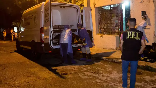 En el caso del suicidio de Mérida, el padre encontró a su hija de 16 años