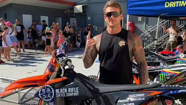 Se encontraba practicando el 'Triple Backflip'