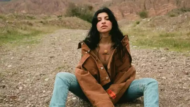 Cazzu revela que no ha tenido un acercamiento con Christian Nodal