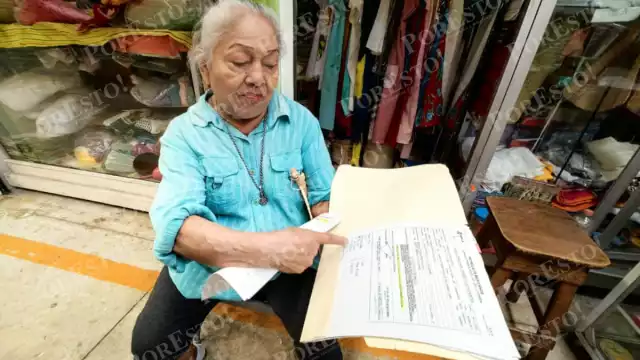 Denuncian golpe económico y emocional por cierre de locales en mercado de Carmen