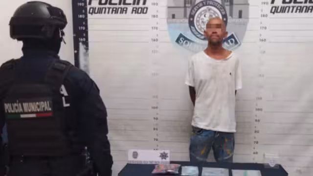 El hombre intentó darse a la fuga al ver a la policía