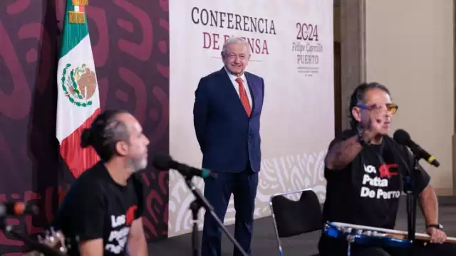 Los Patita de Perro se presentaron en la conferencia mañanera para deleitar a los pequeños en este Día del Niño