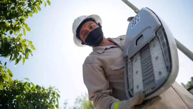 Desde el 2012, el Ayuntamiento de Renán Barrera decidió no pagar las luminarias