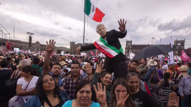 Así lució es Zócalo de la CDMX. Foto:Especial.