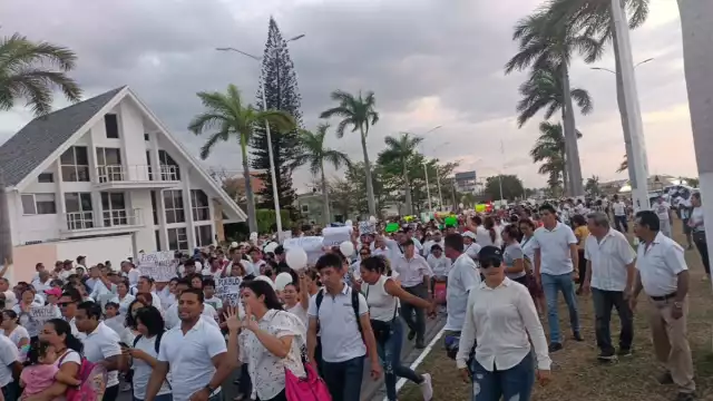 Los ciudadanos también piden la renuncia de la Secretaria de Seguridad