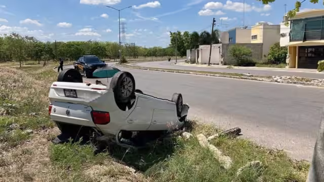 Los pasajeros de la camioneta salieron por su propio pie