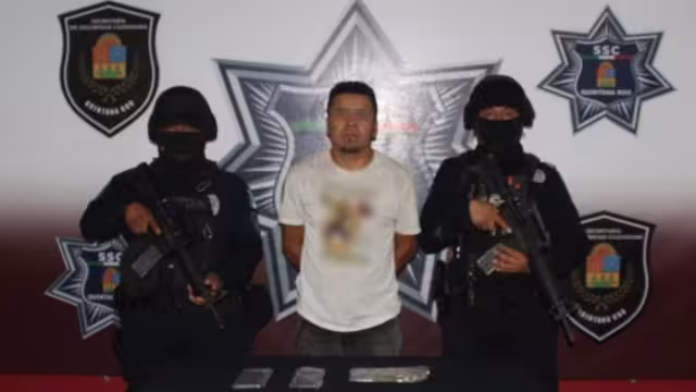 Intentó escapar del lugar; sin embargo, pudieron detenerlo