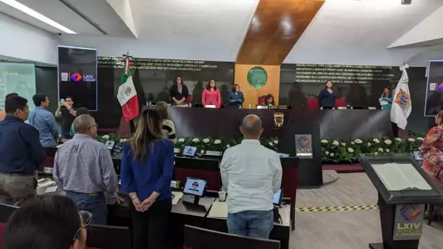 En la elección sólo asistieron 29 de 35 diputados