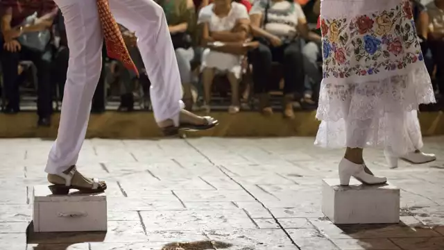 Este peculiar baile tiene su origen entre los años 1920 a 1925