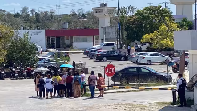 El reo fue golpeado, varios dedos de su mano derecha fueron rotos, le estallaron las vísceras, además de que perdió de un testículo