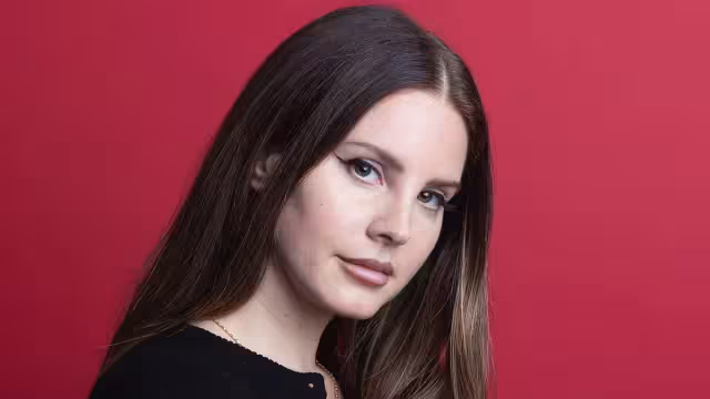 Lana del Rey anuncia un nuevo disco y estrena su primer sencillo