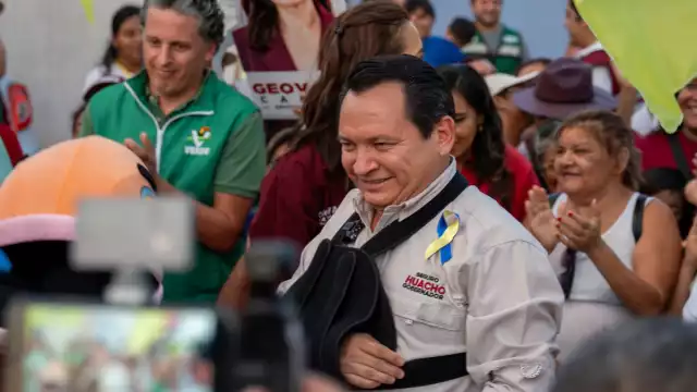 A través de un mensaje pidió a la ciudadanía enviar los mensajes recibidos para proceder legalmente