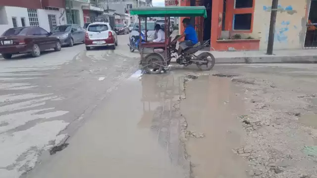 Las condiciones de esta arteria vial, representa un riesgo para las unidades motrices