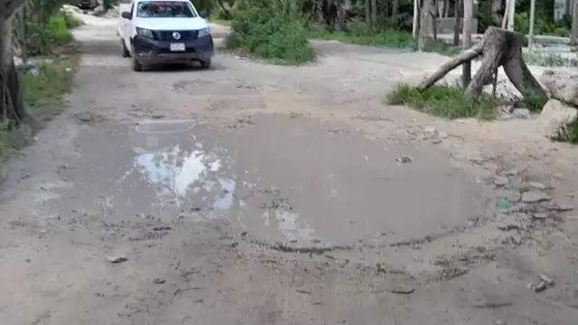 Los habitantes creen que la rehabilitación de vialidades es un primer paso esencial para que sus exigencias sean tomadas en cuenta.
