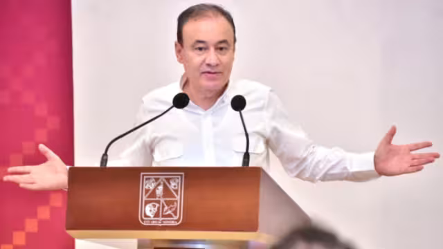 El presidente Andrés Manuel Lopez Obrador, reiteró su respaldo y confianza en el gobernador de Sonora, Alfonso Durazo
,