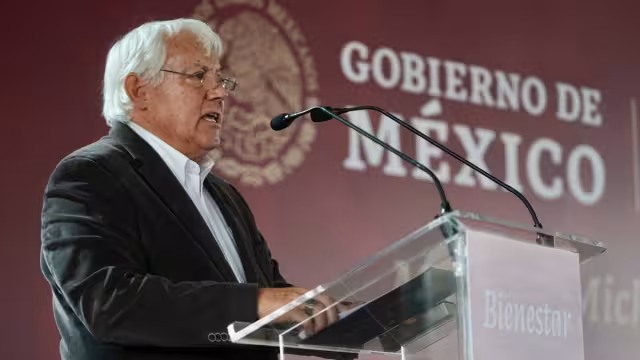 Víctor Villalobos Arámbula, responsable de la Secretaría de Agricultura en México