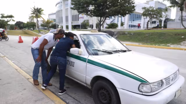 Otra de las inconformidades en contra del gremio es que cada chofer aplica su propio tarifario, afectando el bolsillo de la ciudadanía