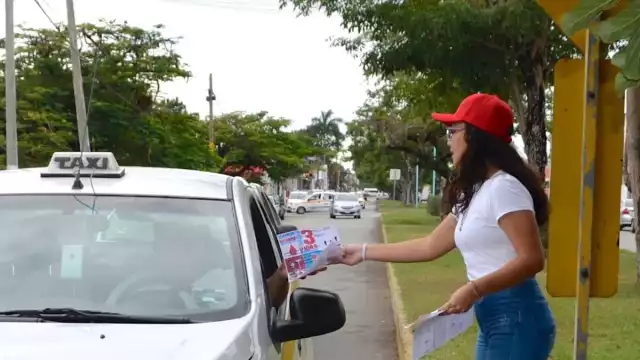 Concientizan sobre la importancia de donar sangre en la preparatoria de Chetumal. Piden a la ciudadanía sumarse a la causa