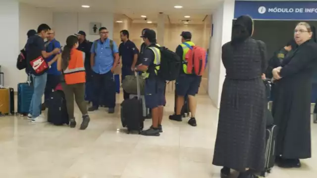 La salida del vuelo de los pasajeros estuvo atrasada debido a la falla que se presentó