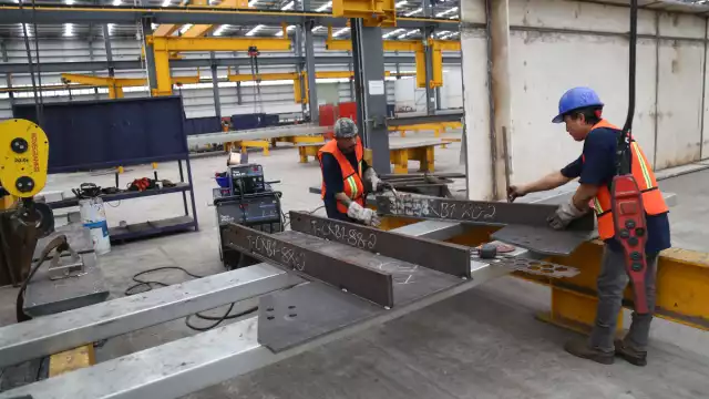 Vamos a seguir 48 horas este año, 46 el siguiente, 44 dentro de dos y ver si el beneficio es palpable, mencionó el dirigente