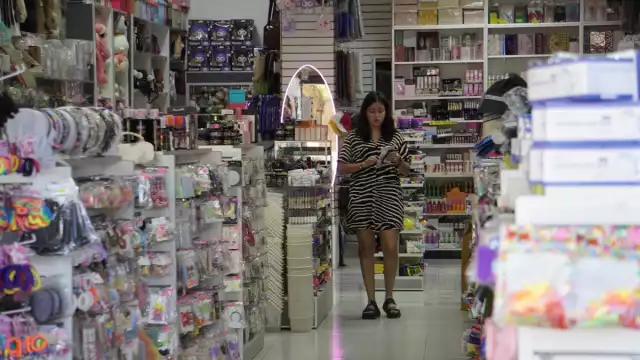 La competencia desleal afecta al sector privado por los elevados impuestos, pago a empleados y aguinaldos