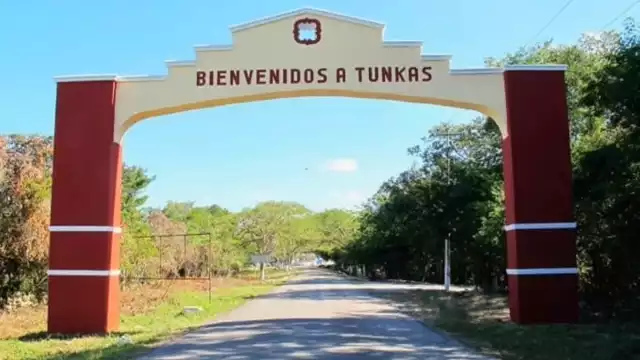 Cuenta con zonas arqueológicas en varios puntos del municipio