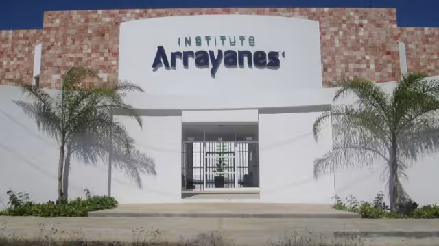 El Instituto Arrayanes suspendió clases este lunes mientras el caso era turnado a las autoridades