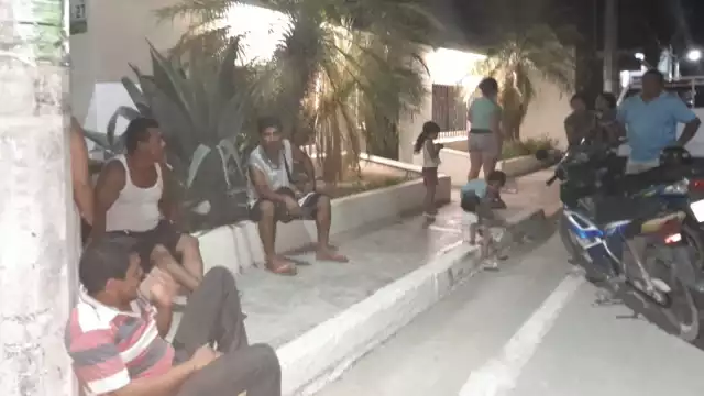 Los vecinos amenazaron con tomar las instalaciones de la CFE si no resuelven el problema pronto