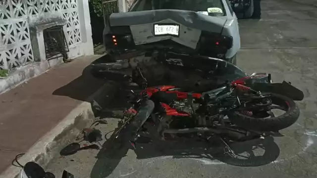 Paramédicos informaron que el lesionado sufrió una fractura