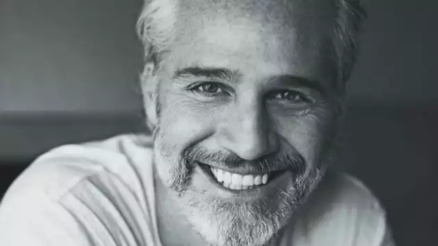 Juan Pablo Medina desapareció de sus redes sociales, luego de que sufriera una amputación en una de sus piernas a causa de una trombosis