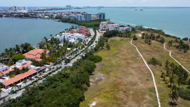 La zona hotelera de Cancún es una bomba de tiempo, que ya no soporta más habitaciones