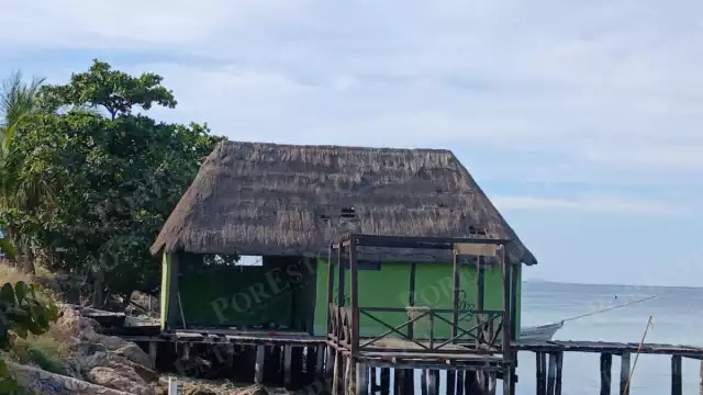 El muelle turístico del API en Champotón está siendo desmantelado por ladrones debido al abandono y la falta de vigilancia.